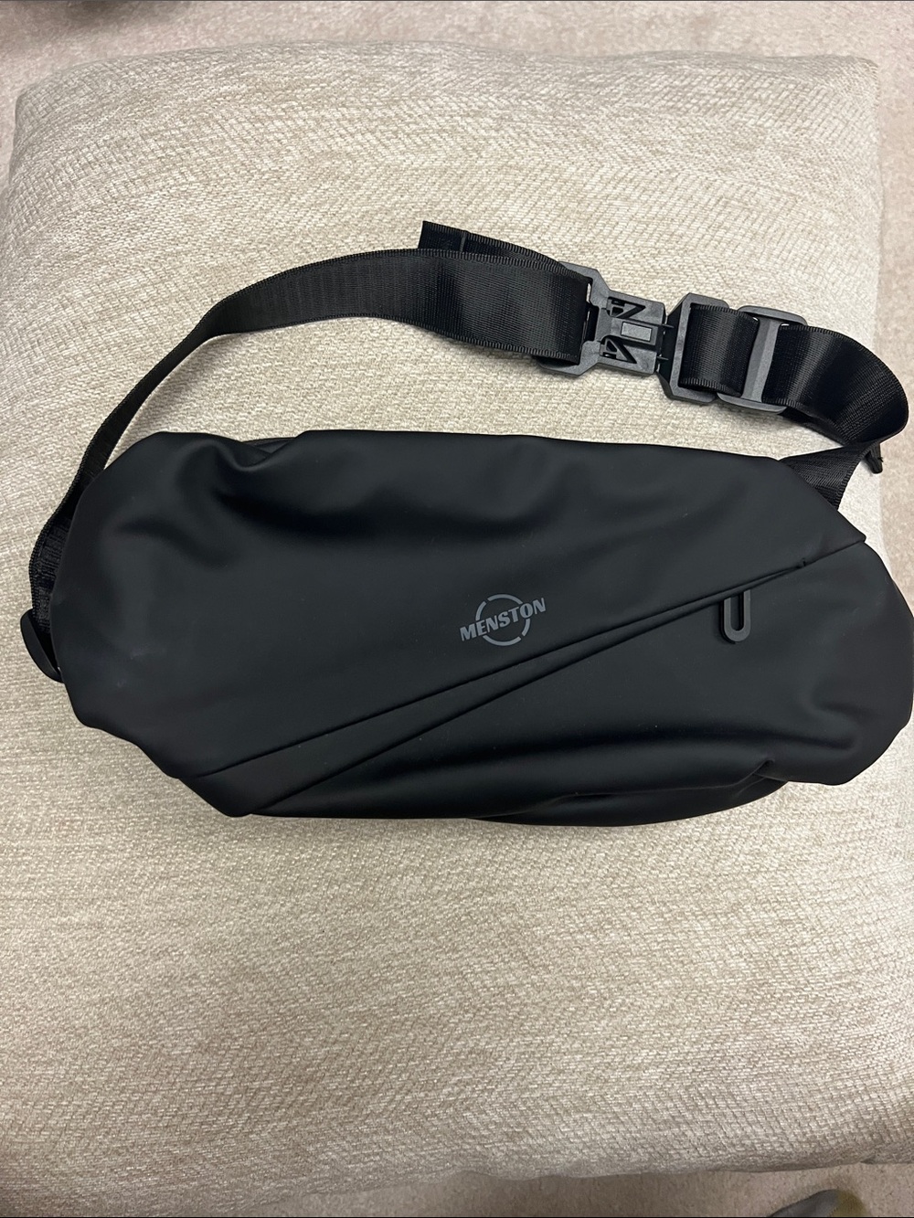Men Black Belt Bag — lightweight Waterproof 💦 crossbody bag for Hands-Free Carry